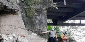 Kontruksi Penyangga Jembatan Padabenghar Alami Kerusakan, Ini Harapan Kades Jampang Tengah