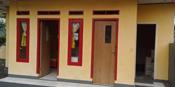 Kades Cikujang Heni Mulyani, Perpustakaan Desa Tempat Menuju Jendela Dunia