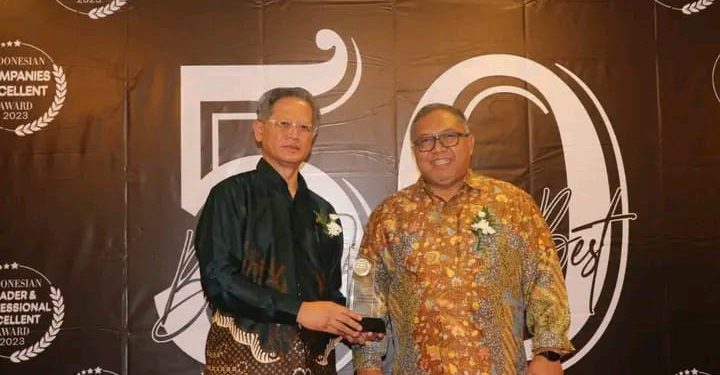 RSUD Sekarwangi Toreh Penghargaan The Best Hospit In Service dan Repformance Excellent Of The Year 2023