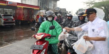 RAI Bagikan Ribuan Paket Takjil Pada Jumat Pertama Ramadhan 1444 H