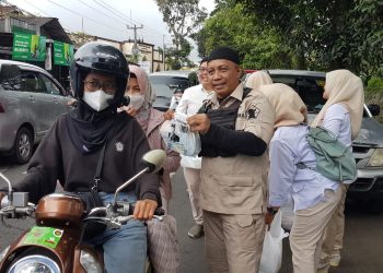 RAI Heri Gunawan Kembali Bagikan Ribuan Takjil di Jum’at Kedua Ramadhan 1444 H