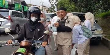 RAI Heri Gunawan Kembali Bagikan Ribuan Takjil di Jum’at Kedua Ramadhan 1444 H