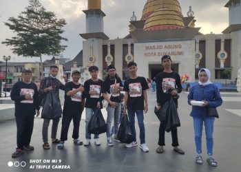 Paguyuban PKL A Yani Kota Sukabumi Berbagi Ratusan Nasi Bok di Jumat Berkah, Ini Harapan Rizal Ramadhan