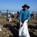 Ribuan Orang Gelar Aksi Bersih Bersih Pantai Talanca Loji