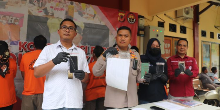 Polres Sukabumi Amankan Tiga Pelaku Sindikat TPPO Timur Tengah