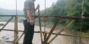 Jembatan Lalay Warungkiara Terancam Ambruk, Warga di Empat Desa Mengeluh Abadi