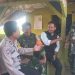 Sinergitas TNI-POLRI Bhabinkamtibmas Polsek Lembursitu bersama Babinsa Sambangi Warga
