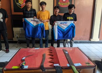 Bawa Sajam, Gerombolan Bermotor di Sukabumi Dibekuk Polisi