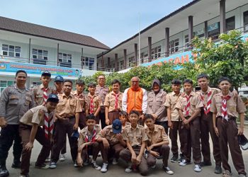 Antisipasi Tawuran Antar Pelajar Kapolsek Lembursitu Sambang Ke SMK Bina Tehnik Ibadurrahman dan Madrasah Tsanawiyah YLPI Tegalega