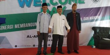 Baznas Kabupaten Sukabumi Berikan Beasiswa Kepada Siswa Berprestasi