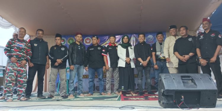 Politisi Partai Gerindra DPRD Kabupaten Sukabumi Tedi Setiadi Menghadiri Kegiatan Santunan Laskar Fisabilillah Indonesia