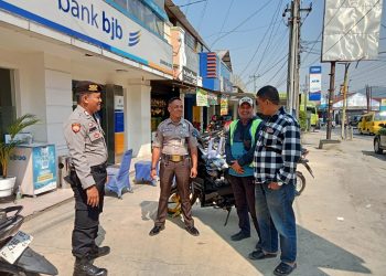 Anggota Polsek Lembursitu Melaksanakan Patroli Dialogis Dengan Security Obyek Vital
