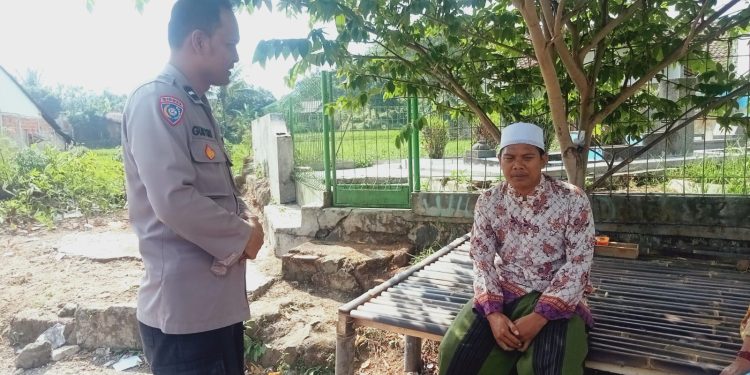 Sambang, Cara Bhabinkamtibmas Pererat Tali Silaturahmi Dengan Tokoh Agama