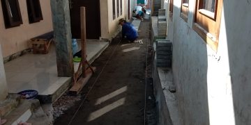Masyarakat RW 06 Lembursitu, Gunakan P2RW Untuk Membangun Jalan