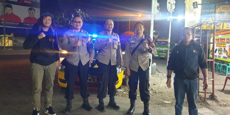 Cegah Kriminalitas, Kapolsek Lembursitu Pimpin Giat KRYD Antisipasi Malam Minggu