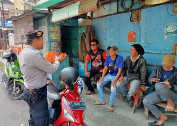 Sambang Pangkalan Ojek Polisi Beri Pesan Kamtibmas