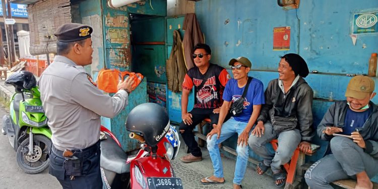 Sambang Pangkalan Ojek Polisi Beri Pesan Kamtibmas