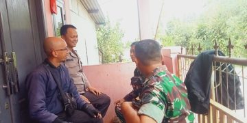 Sinergitas TNI-POLRI, Bhabinkamtibmas Polsek Lembursitu dan Babinsa Laksanakan Sambang dan dialogis bersama Warga