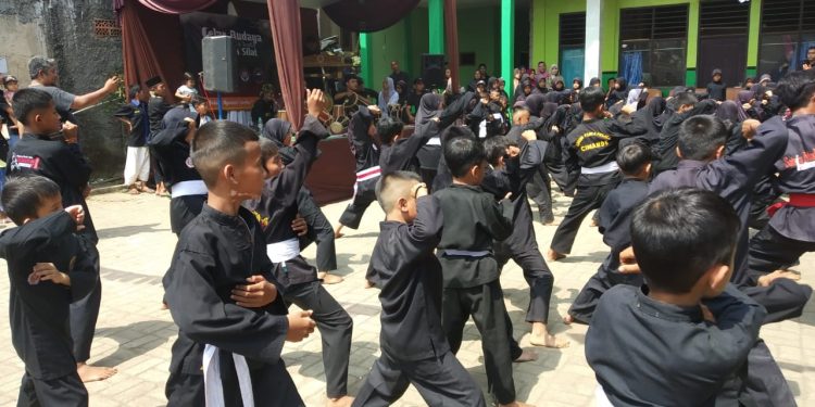 Sebanyak 200 Pesilat Dari Empat Paguron Mengikuti Latihan Gabungan Pencak Silat
