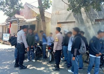 Kegiatan Patroli Antisipasi Tawuran Antar Pelajar Pasca Bubaran Sekolah Di Wilayah Hukum Polsek Lembursitu