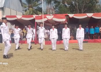 Upacara HUT RI Yang Ke 78 Yang Di Gelar Pemerintahan Kecamatan Caringin Berjalan Dengan Khidmat