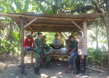 Bentuk Sinergitas TNI-Polri, Bhabinkamtibmas Bersama Babinsa Melaksanakan Sambang Warga Binaan