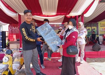 Ratusan Warga Se-kecamatan Caringin Ikuti Jalan Santai, Meriahkan HUT RI ke 78