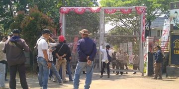 Aksi Protes Awak Media di Lapas Warungkiara Deadlock, Siap Aksi Jilid II