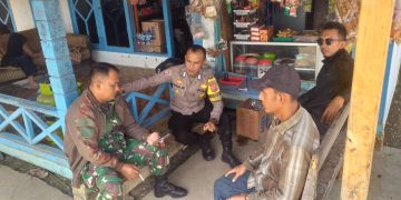 Wujud Sinergitas TNI-POLRI, Bhabinkamtibmas Bersama Babinsa Sambang Warga Binaannya