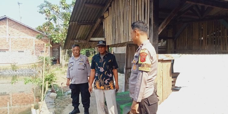 Sambang Tokoh Masyarakat, Ini Yang Disampaikan Ps Kanit Binmas Polsek Lembursitu