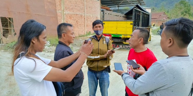 Setelah Viral, Camat Cikembar Sidak Aliran Sungai Yang Tercemari Pabrik Permotongan Batu