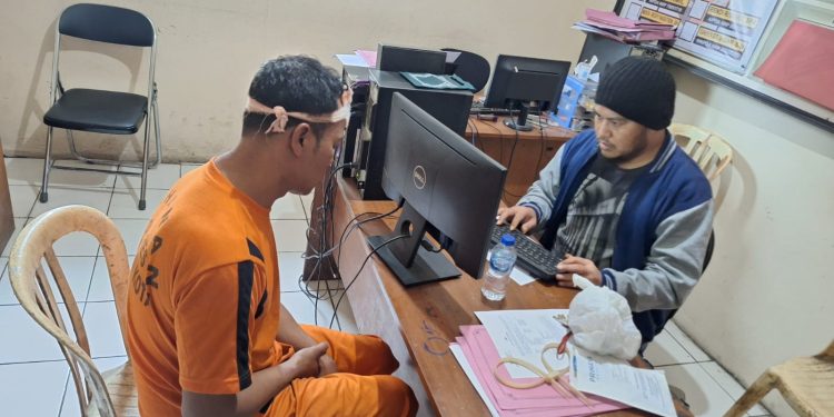 Modus Tipu dan Bawa Lari Motor Korban, Pria di Sukabumi Diringkus Polisi