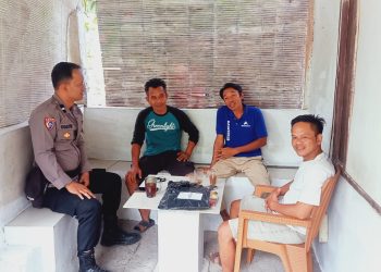 Bhabinkamtibmas Sambang Tokoh Masyarakat, sampaikan pesan kamtibmas