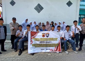 Sambang Sekolah PS Kanit Binmas dan Bhabinkamtibmas Berikan Himbauan Pesan Kamtibmas
