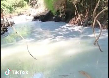 Aliran Sungai Tercemar Limbah Pabrik Batu, Video Kegeraman Warga Bojong Viral