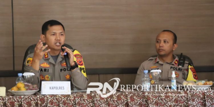 Gelar Jum’at Curhat di Sukaraja, Ini Kata Kapolres Sukabumi Kota