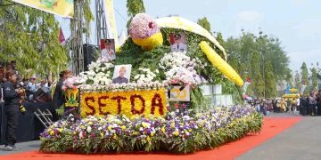 HJKS ke-153, Puluhan Kendaraan Hias Meriahkan Festival Bunga Sukabumi