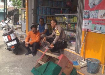 Lewat Sambang Bhabinkamtibmas Ajak Warga Wujudkan Kamtibmas Kondusif