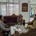 Kapolsek Lembursitu Sambang ke Kepala Sekolah SMPN 13