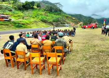 Ajarkan Budidaya Lele, Satgas Yonif 310/KK Undang Warga untuk Mentransfer Ilmu