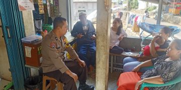 Peduli Kerukunan Tetangga, Bhabinkamtibmas Sambangi Warga Wilayah Lembursitu