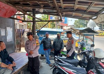 Sambangi Pangkalan Ojek, Patroli Samapta Berikan Himbauan Kamtibmas