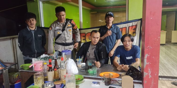 Unit Samapta Polsek Lembursitu Gelar Patroli Siang Malam Berkolaborasi dengan Bhabinkamtibmas