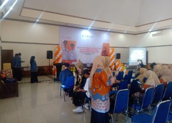 Bhabinkamtibmas Polsek Lembursitu Hadiri Rapat Koordinasi Lintas Sektor Untuk Keberlangsungan Pembangunan Kesehatan