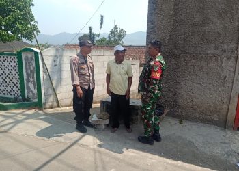 Perkuat Sinergitas TNI-Polri, Bhabinkamtibmas Bersama Babinsa Sambangi Warga Binaan