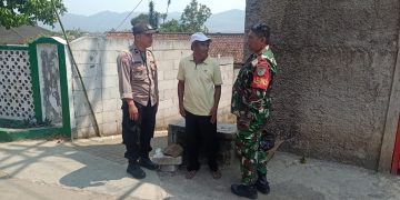 Perkuat Sinergitas TNI-Polri, Bhabinkamtibmas Bersama Babinsa Sambangi Warga Binaan