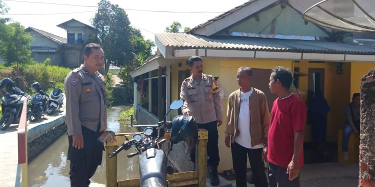 Ciptakan Kamtibmas Yang Kondusif, Bhabinkamtibmas Sambangi di Wilayah Binaannya