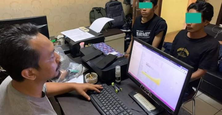 Dua Pemuda Diringkus Polisi, Memiliki Paket Narkoba Jenis Sabu, Ini Penjelasannya