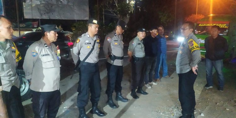 Kapolsek Lembursitu Pimpin Apel KRYD Antisipasi Malam Minggu