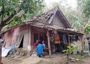 Sempat Viral, Camat Cikembar Monitoring Tiga Rutilahu di Desa Cibatu